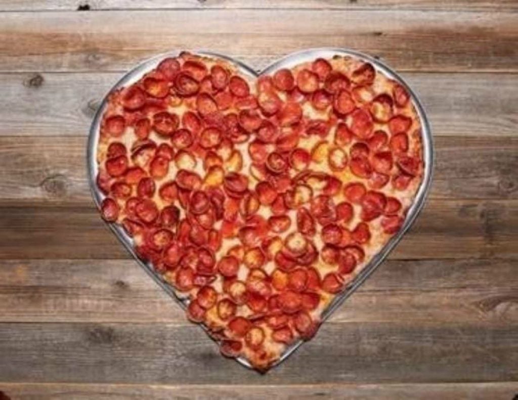 Mouintain Mike's Heart Pizza