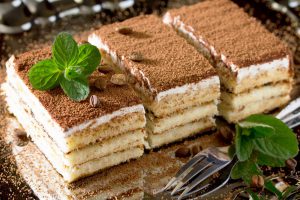 Costco Tiramisu Bar Cake Review