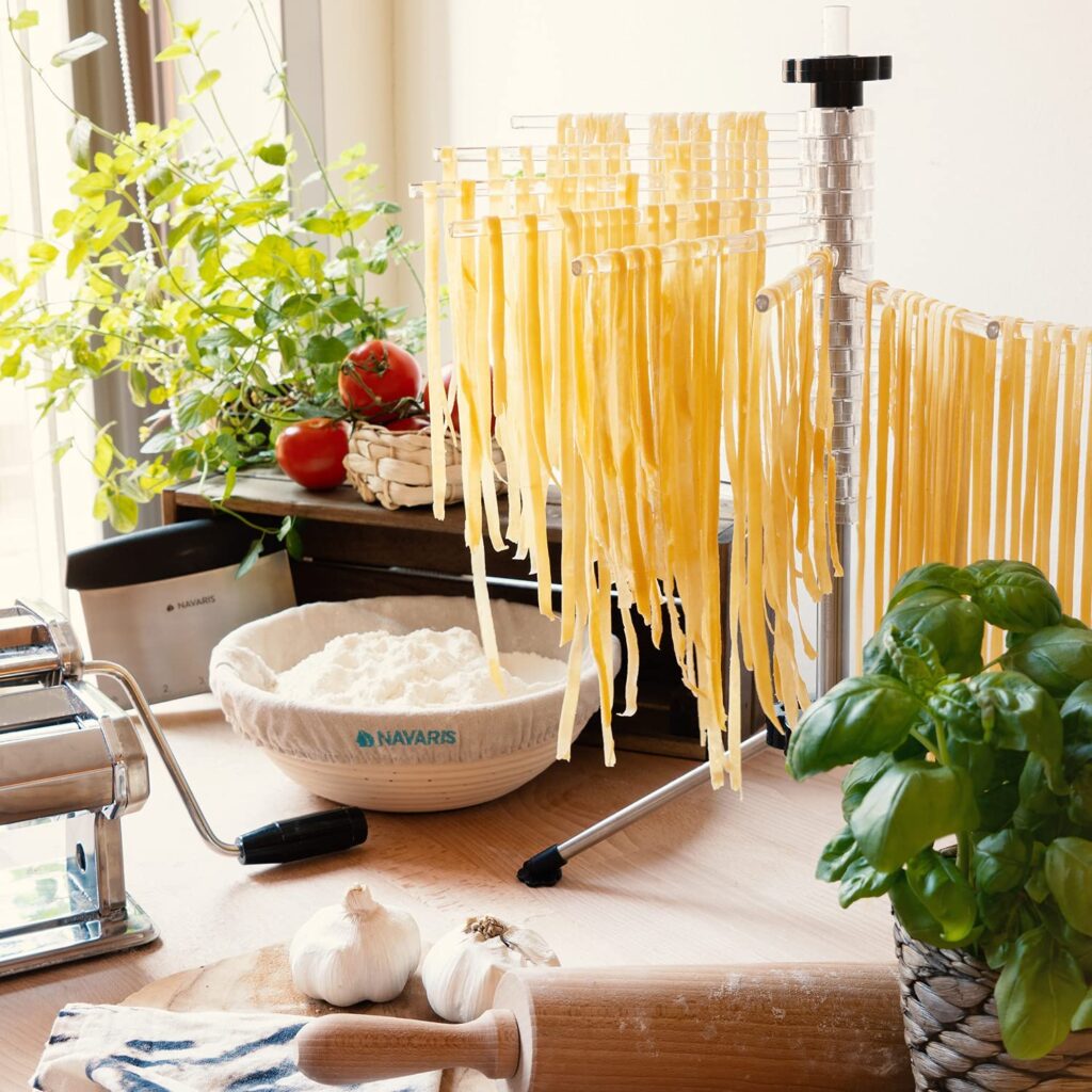 Collapsible-Pasta-Drying-Rack