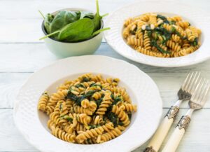Buttery Spinach Fusilli Pasta with No Sauce
